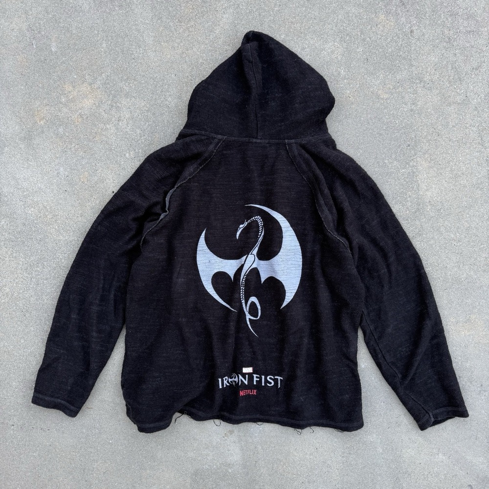 Marvel Iron Fist Dragon Hoodie Mens M Black Y2K Grunge Gothic NETFLIX EXCLUSIVE